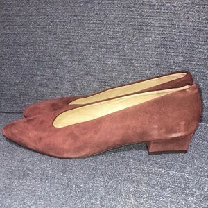 Elegant Women's Suede Heels in Rich Brown